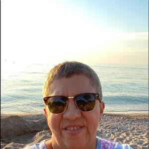 Meet your Posher, Carmen